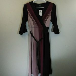 eci New York 3/4 + Bell Sleeve Maxi Dress